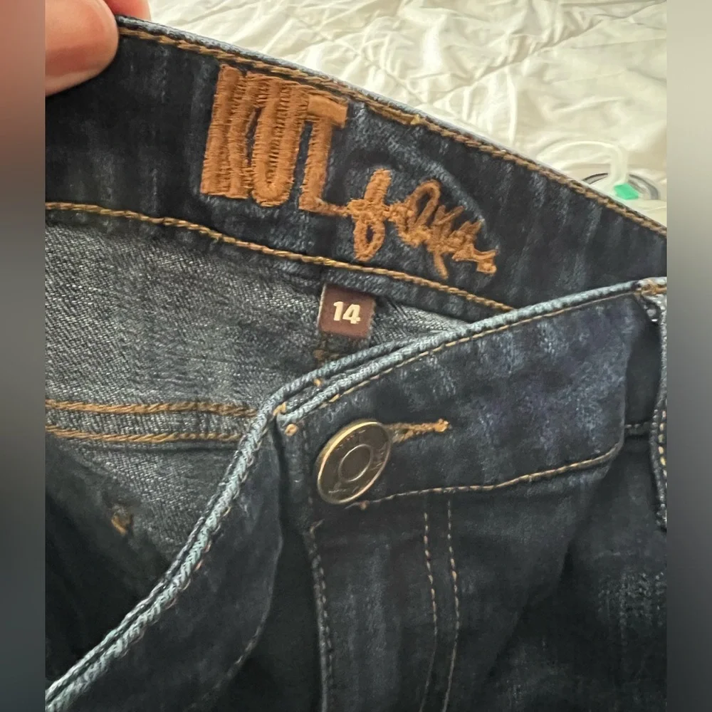 Kut From the Kloth Katy Ankle Straight Leg Denim Jeans. Size 14. - Picture 4 of 11